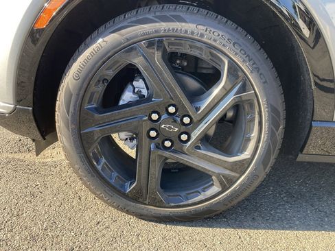 New 2025 Chevrolet Equinox EV RS w/ Convenience Package II image 26