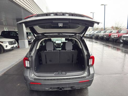 New 2026 Ford Explorer Active AWD/4WD image 7