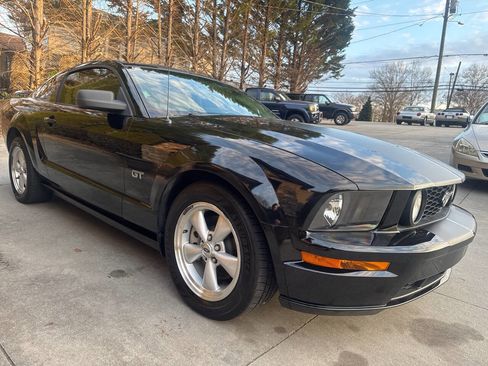 Used 2007 Ford Mustang GT image 7