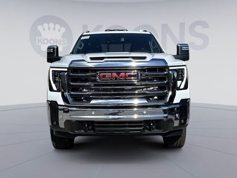New 2026 GMC Sierra 3500 SLT w/ SLT Premium Package image 11