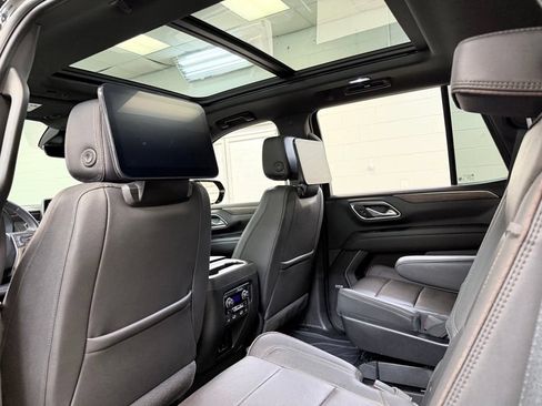 Used 2024 Chevrolet Tahoe High Country w/ Advanced Technology Package AWD/4WD image 25