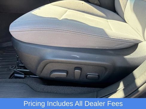 Used 2018 Subaru Outback 2.5i Premium AWD/4WD image 17