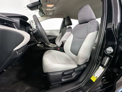 Used 2021 Toyota Corolla LE FWD image 16