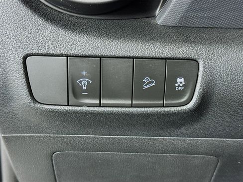 Certified 2022 Hyundai Kona SEL w/ Cargo Package image 10