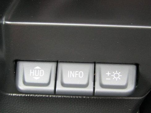 Used 2019 GMC Sierra 1500 AT4 w/ AT4 Premium Package image 26