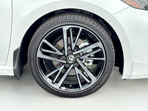 Used 2025 Toyota Camry XSE image 31