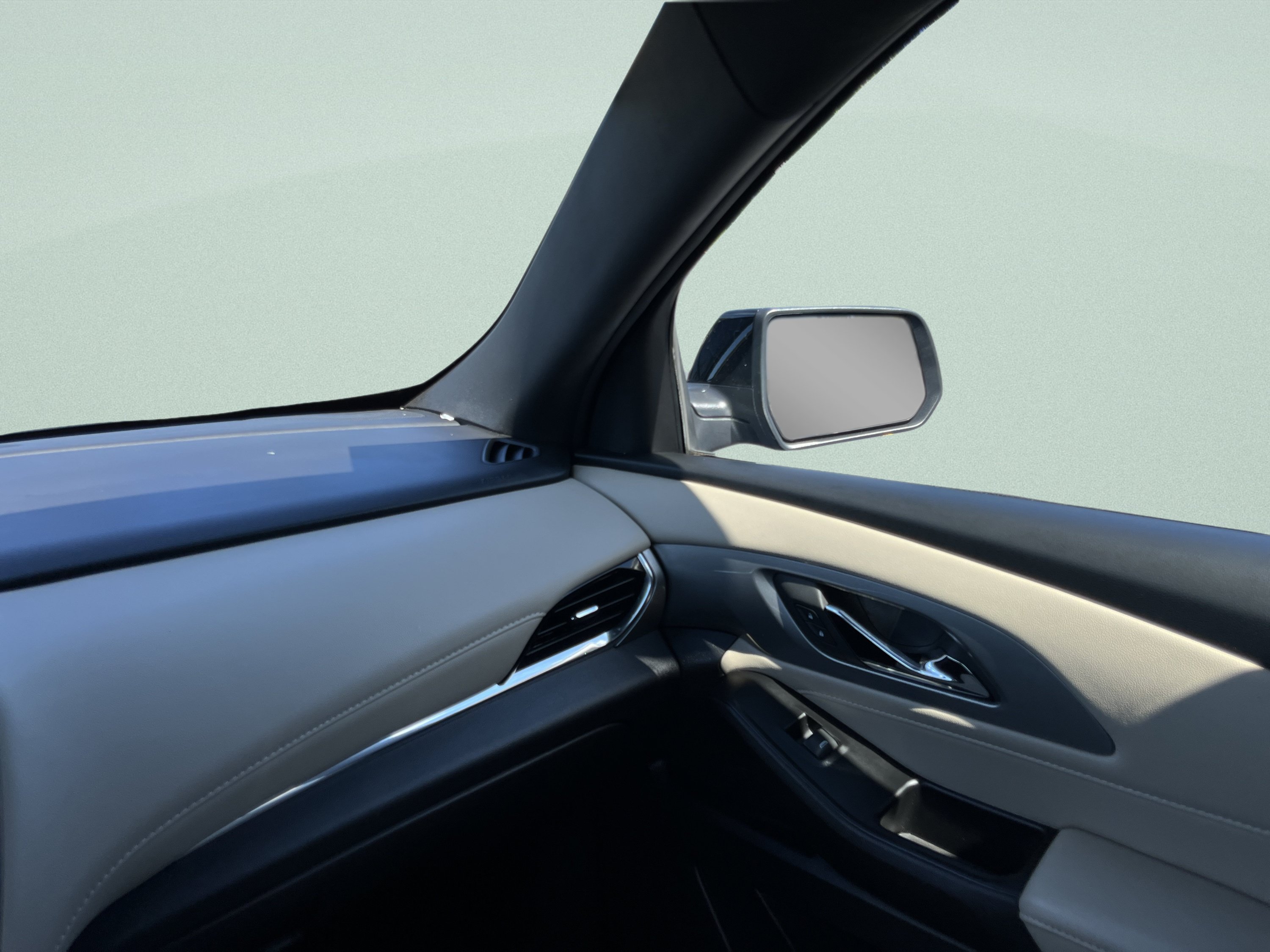 Used 2023 Chevrolet Traverse LS AWD/4WD image 27