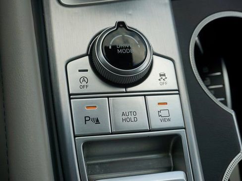 Used 2019 Genesis G70 2.0T Advanced w/ Dynamic Package image 23