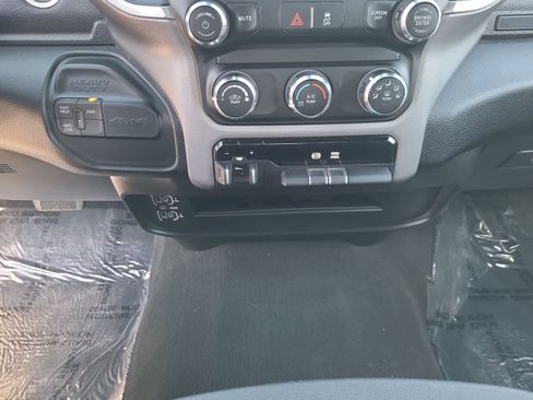Used 2024 RAM 3500 Big Horn AWD/4WD image 25