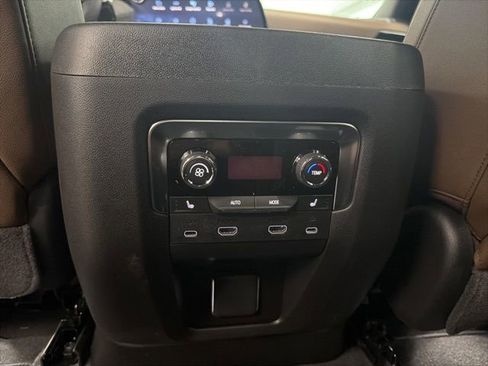 New 2026 Chevrolet Tahoe High Country AWD/4WD image 25