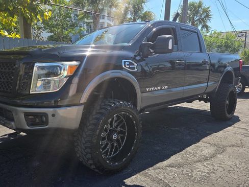 Used 2016 Nissan Titan PRO-4X image 23