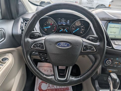 Used 2019 Ford Escape SEL AWD/4WD image 15
