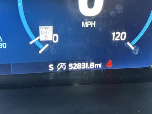 Used 2023 Ford F150 Platinum image 17