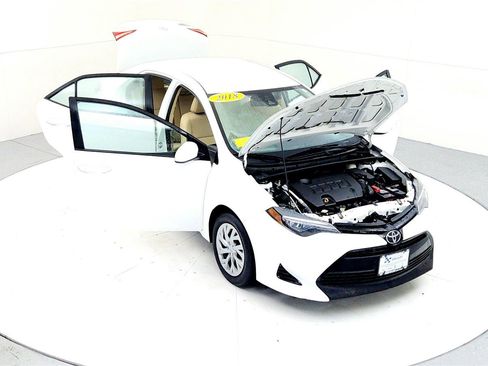 Certified 2018 Toyota Corolla LE image 21