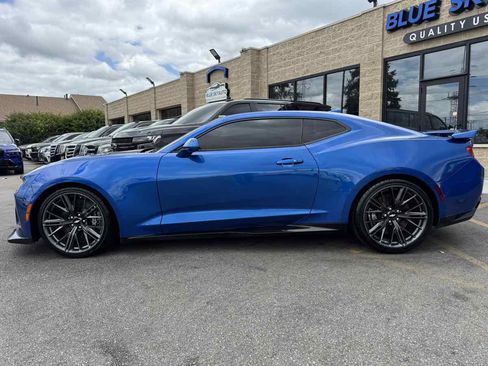 Used 2018 Chevrolet Camaro ZL1 RWD image 11