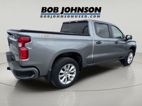 Used 2022 Chevrolet Silverado 1500 LT Trail Boss w/ Convenience Package II image 3