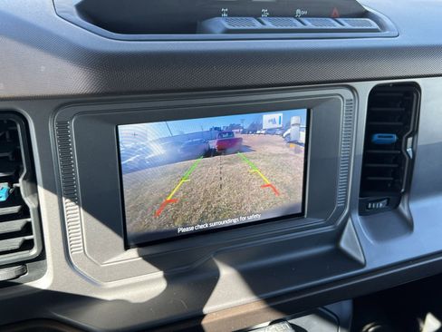 Used 2023 Ford Bronco Outer Banks image 20
