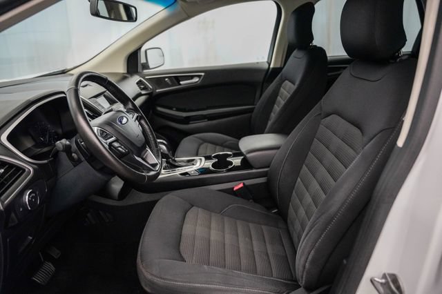 Used 2015 Ford Edge SEL FWD image 18