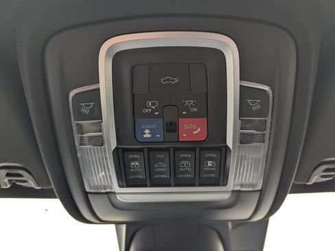 Used 2022 RAM 1500 Limited w/ Night Edition AWD/4WD image 24
