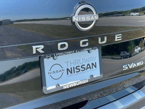 Certified 2022 Nissan Rogue SV image 30