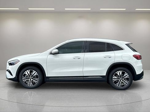 Used 2025 Mercedes-Benz GLA 250 image 9
