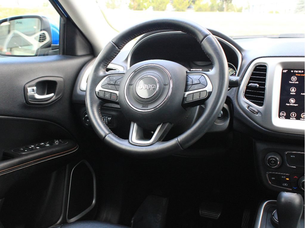 Used 2019 Jeep Compass Latitude w/ Popular Equipment Group AWD/4WD image 14