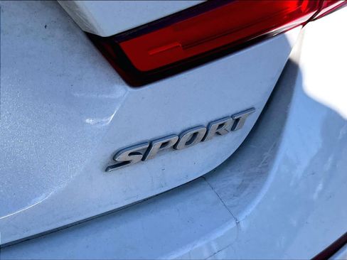 Used 2019 Honda Accord Sport image 24