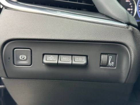 Used 2023 Buick Enclave Premium w/ Experience Buick Package AWD/4WD image 38