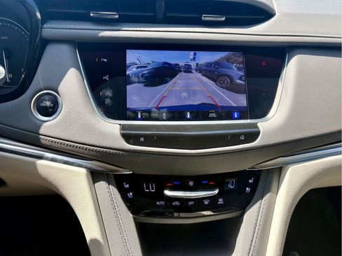 Used 2023 Cadillac XT5 Premium Luxury w/ Technology Package FWD image 17