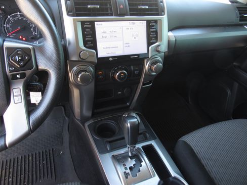 Used 2021 Toyota 4Runner SR5 AWD/4WD image 17