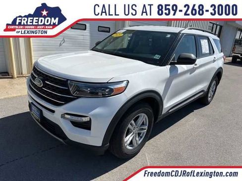 Used 2023 Ford Explorer XLT w/ Equipment Group 202A AWD/4WD image 1