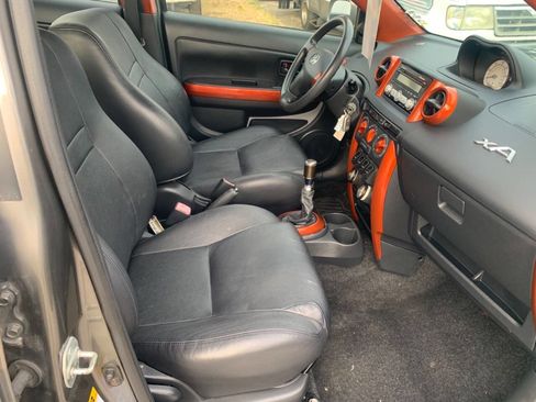 Used 2004 Scion xA FWD image 11