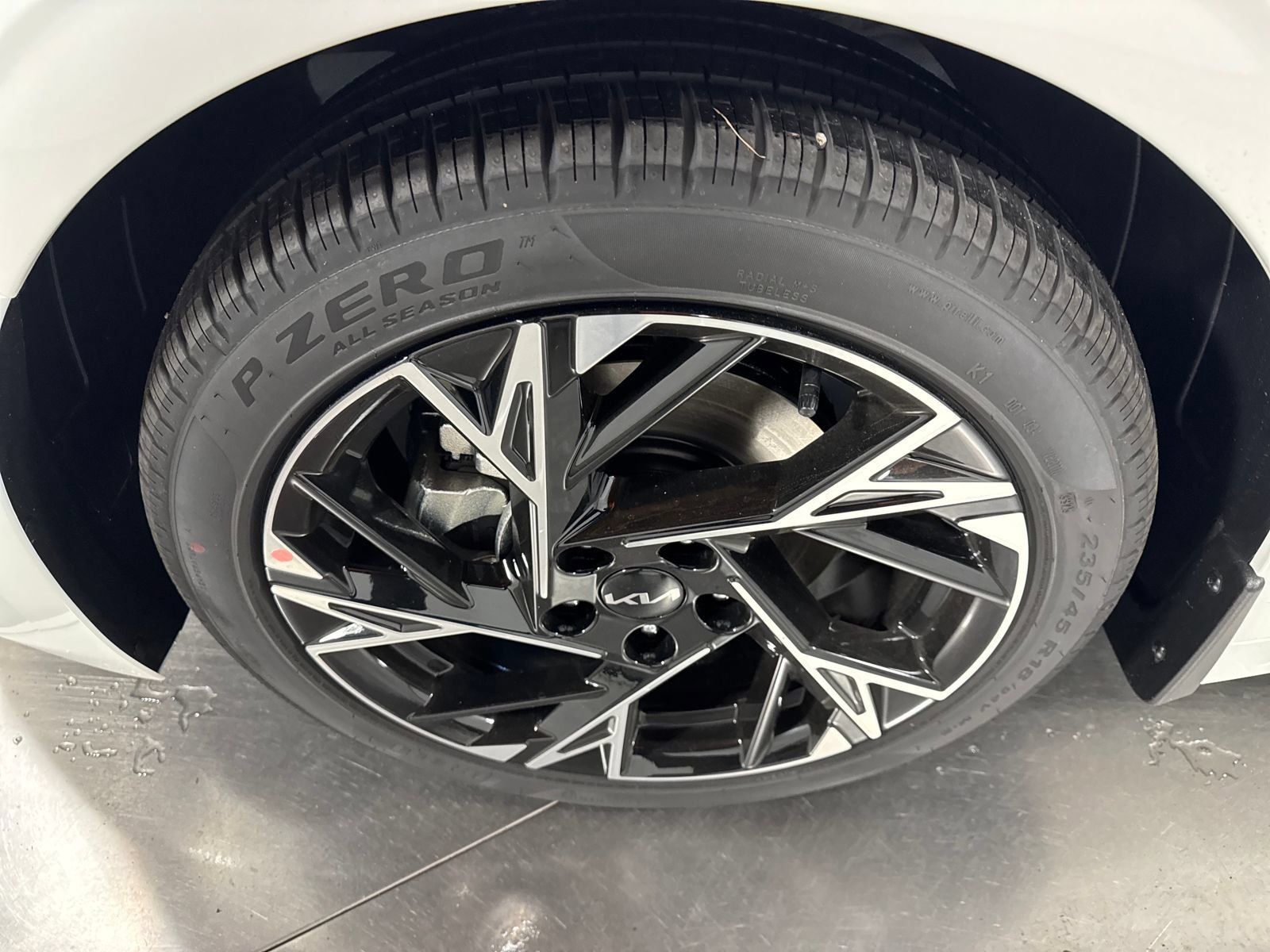 New 2026 Kia K5 GT-Line w/ GT-Line Premium Package AWD/4WD image 9