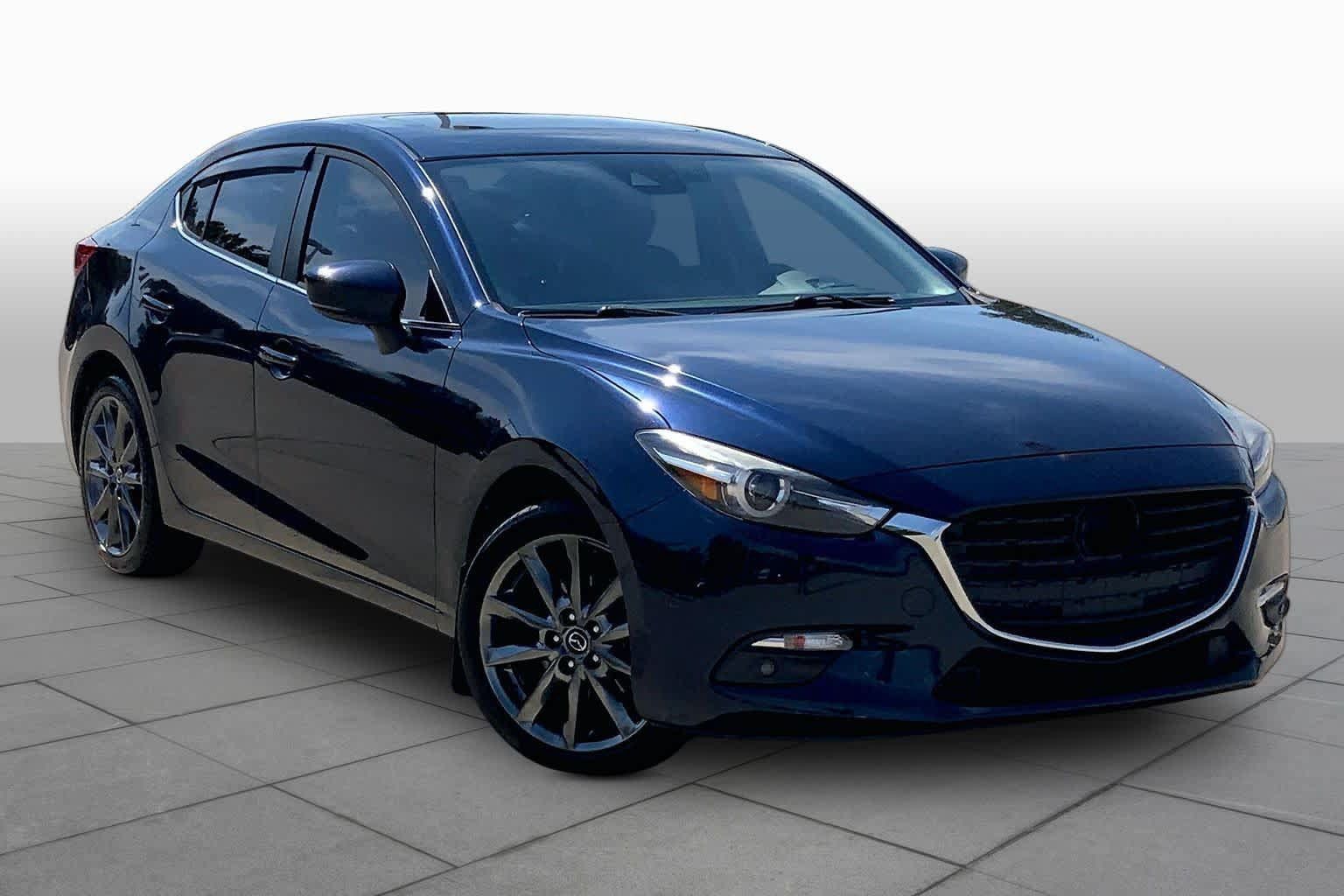 Used 2018 MAZDA MAZDA3 Grand Touring FWD image 2