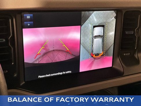 Used 2023 Ford Bronco Wildtrak image 3