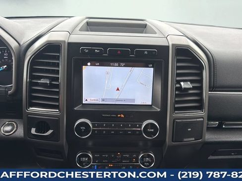 Used 2019 Ford Expedition XLT w/ Equipment Group 202A AWD/4WD image 18