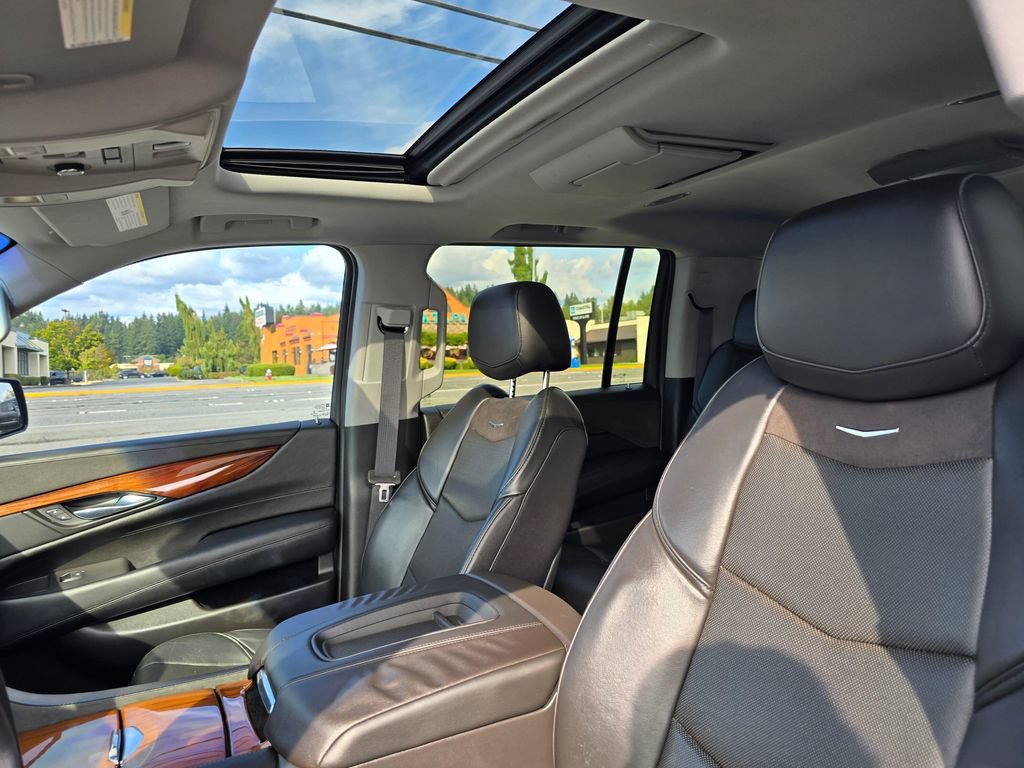 Used 2015 Cadillac Escalade ESV Premium AWD/4WD image 23