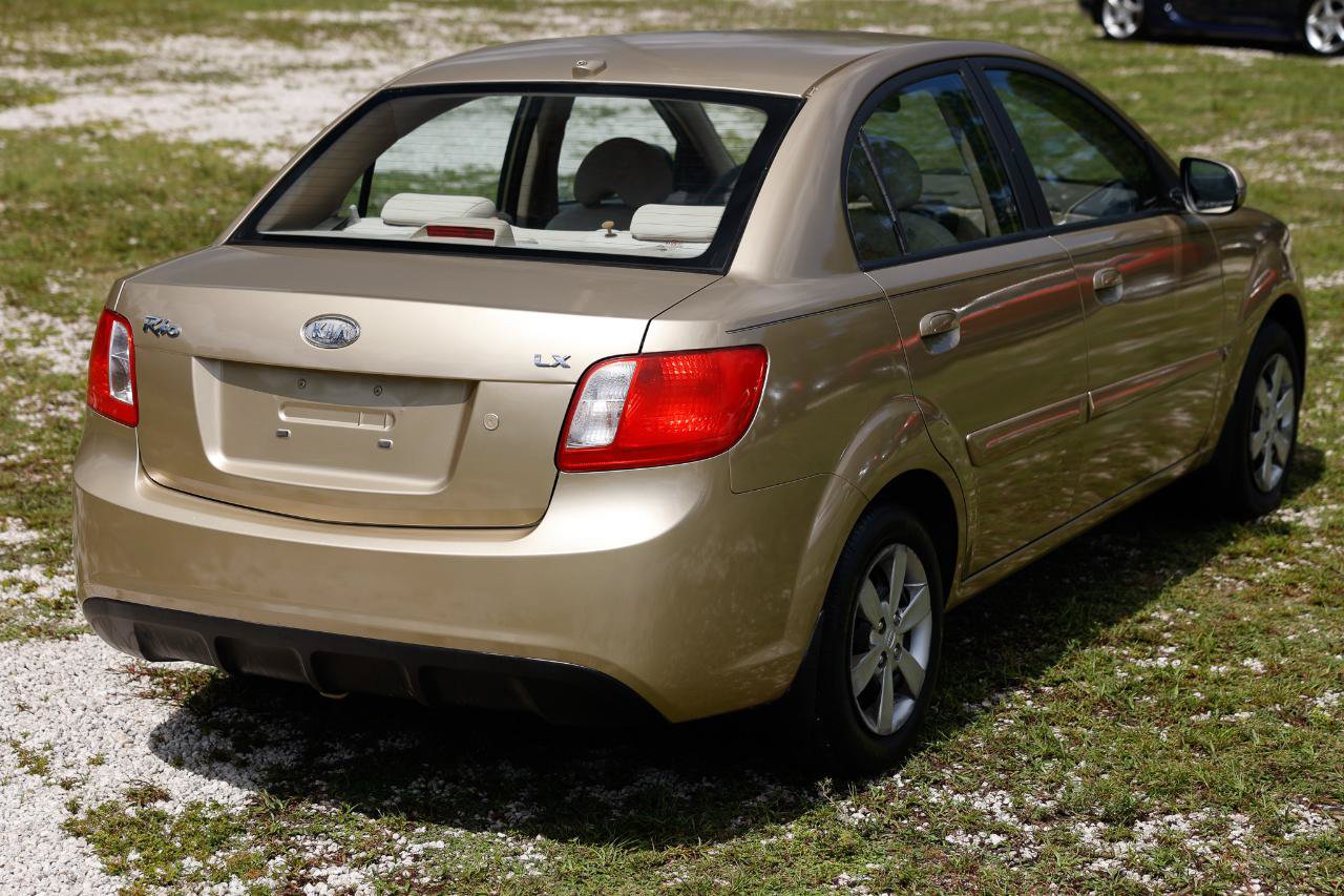 Used 2010 Kia Rio LX w/ Value Pkg FWD image 11