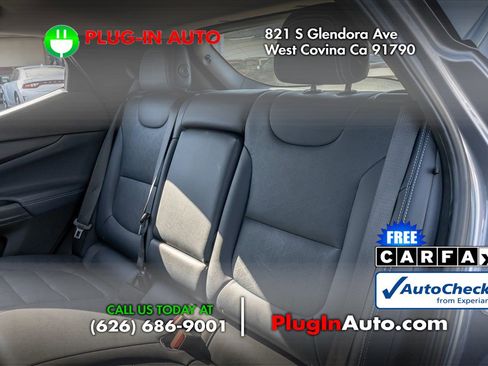 Used 2022 Chevrolet Bolt EUV Premier w/ Sun & Sound Package image 11