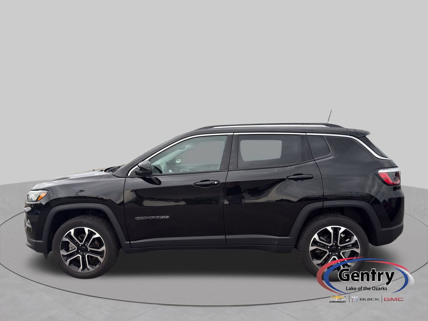 Used 2022 Jeep Compass Limited AWD/4WD image 3