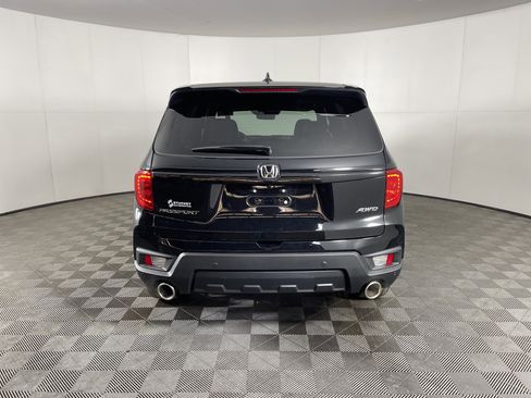 Used 2025 Honda Passport EX-L image 4