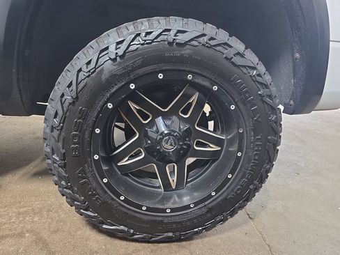 Used 2017 RAM 1500 Rebel w/ Luxury Group AWD/4WD image 32