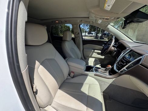 Used 2016 Cadillac SRX Luxury w/ Driver Awareness Package FWD image 33