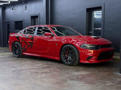 Used 2015 Dodge Charger SRT Hellcat RWD image 11
