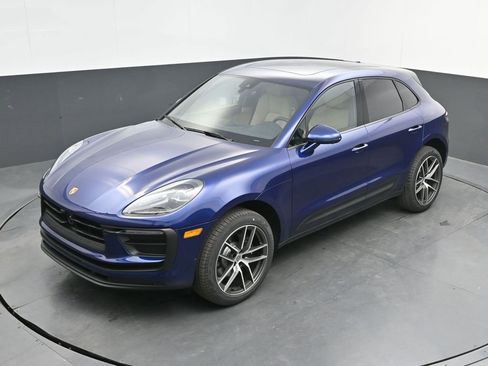 New 2026 Porsche Macan AWD/4WD image 26