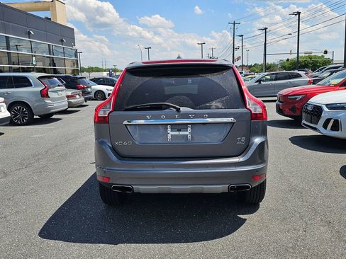 Used 2016 Volvo XC60 T5 Premier w/ Proximity Package AWD/4WD image 14