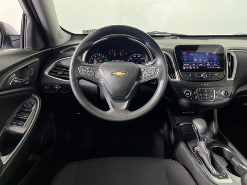 Used 2024 Chevrolet Malibu LT FWD image 16