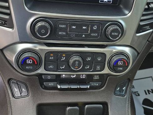 Used 2017 Chevrolet Tahoe LT w/ LT Signature Package RWD image 21