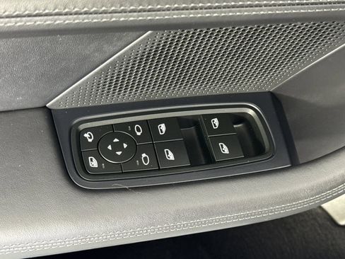 Certified 2023 Porsche Taycan 4S image 13