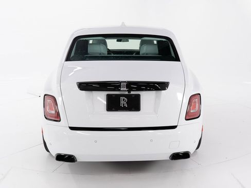 Certified 2023 Rolls-Royce Phantom Sedan image 4